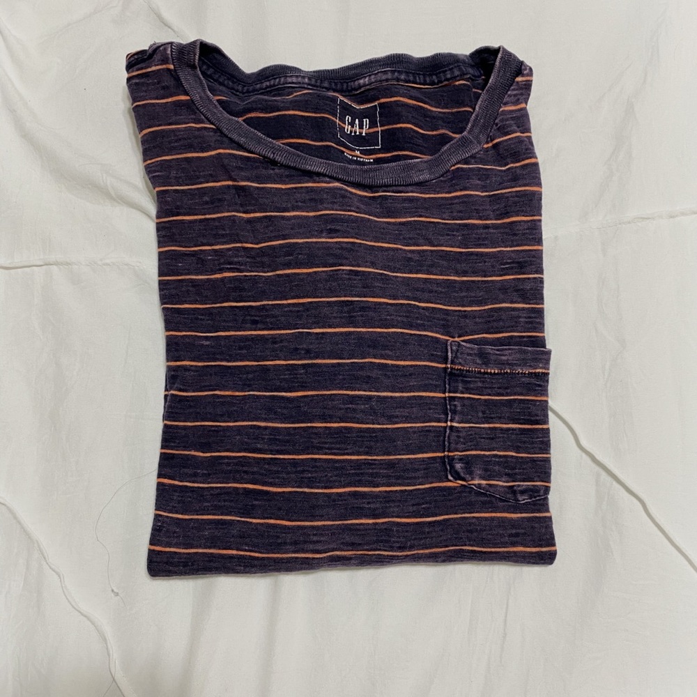 Cute Retro Gap T-shirt